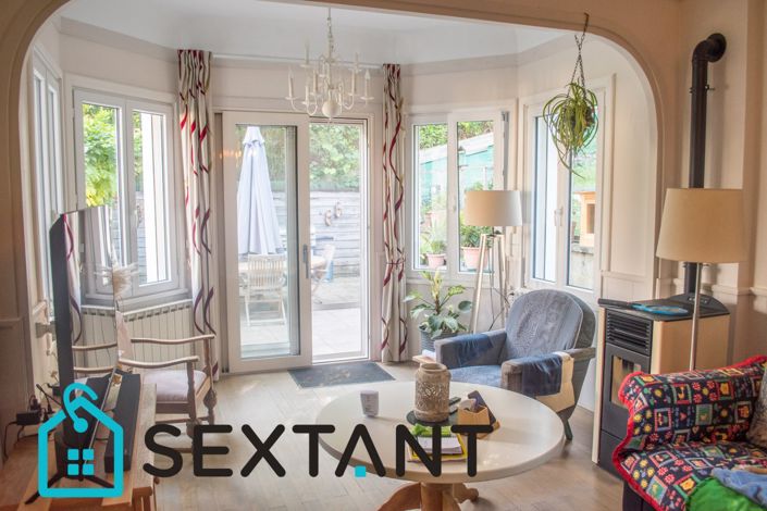 Image No.1-5 Bed House for sale