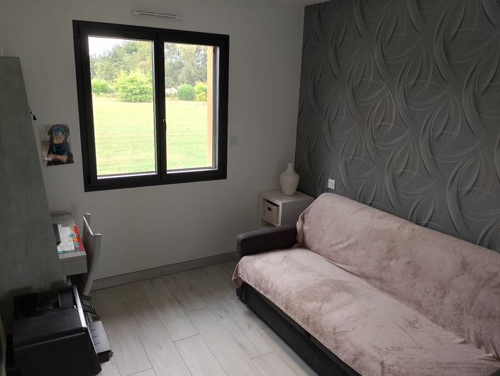 Image No.15-2 Bed House for sale