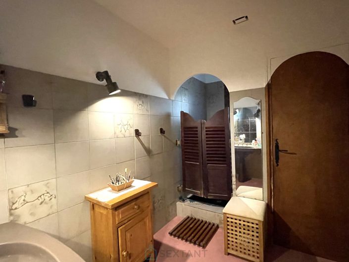 Image No.13-Villa de 5 chambres à vendre à Istres