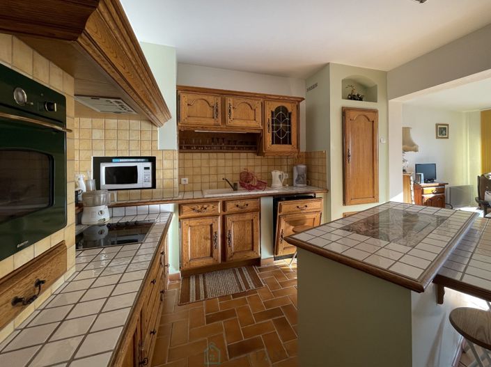 Image No.15-Villa de 5 chambres à vendre à Istres