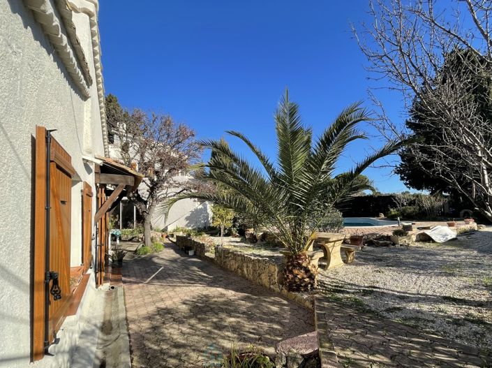 Image No.7-Villa de 5 chambres à vendre à Istres