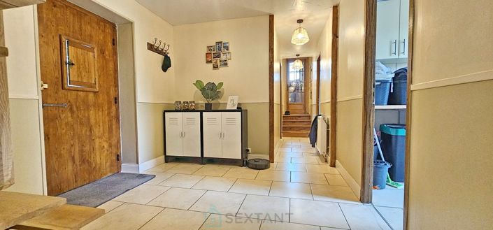 Image No.23-3 Bed House for sale