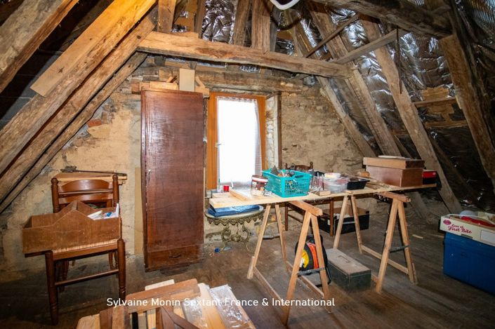 Image No.15-3 Bed Property for sale