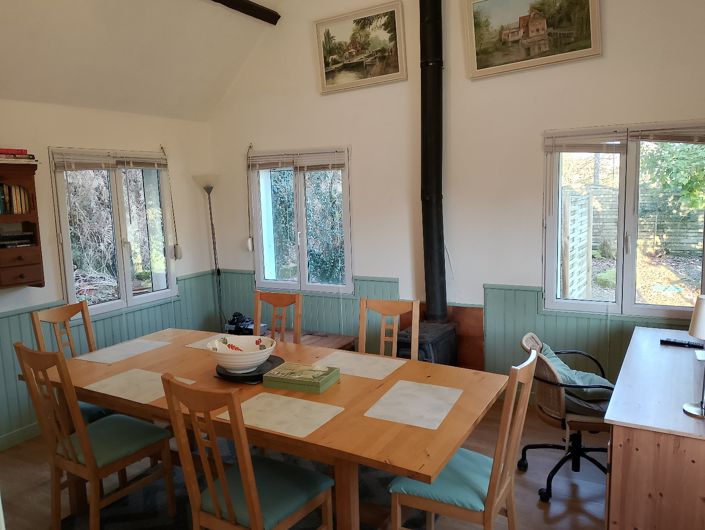 Image No.8-2 Bed House for sale