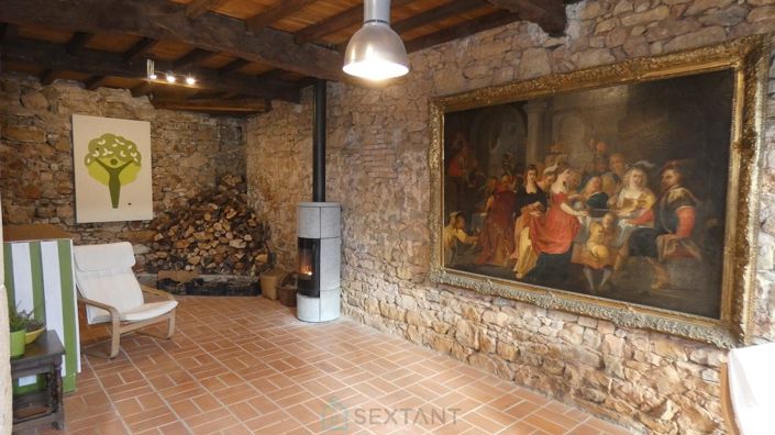 Image No.1-3 Bed Property for sale