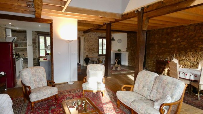 Image No.15-3 Bed Property for sale