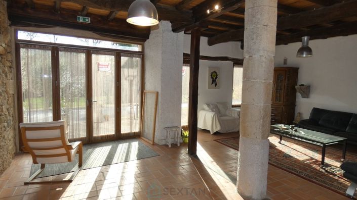 Image No.26-3 Bed Property for sale