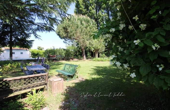 Image No.4-4 Bed Property for sale