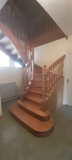 Image No.7-5 Bed Property for sale