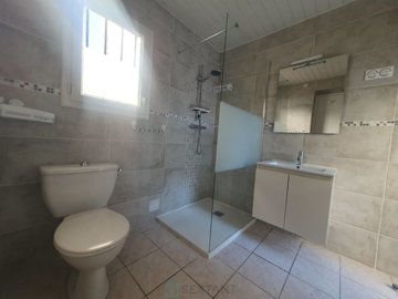 750111641956