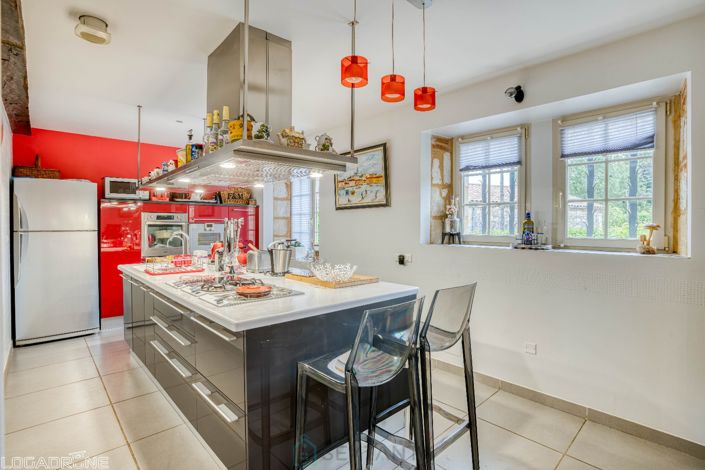 Image No.4-5 Bed Property for sale