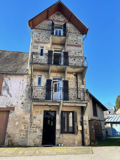 Image No.1-Propriété de 3 chambres à vendre à Chamberet