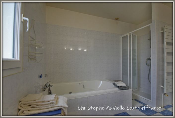 Image No.9-Propriété de 3 chambres à vendre à Saint-Sauveur