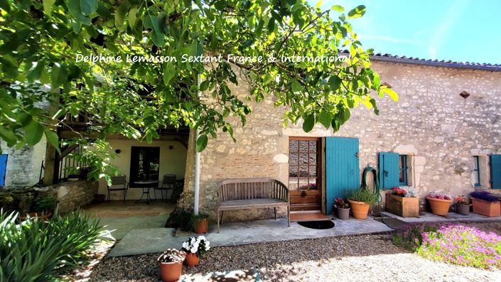 Image No.1-3 Bed House for sale