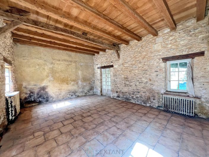 Image No.16-4 Bed Property for sale