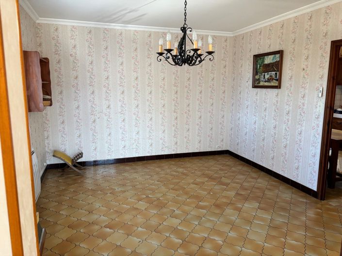 Image No.5-4 Bed Property for sale