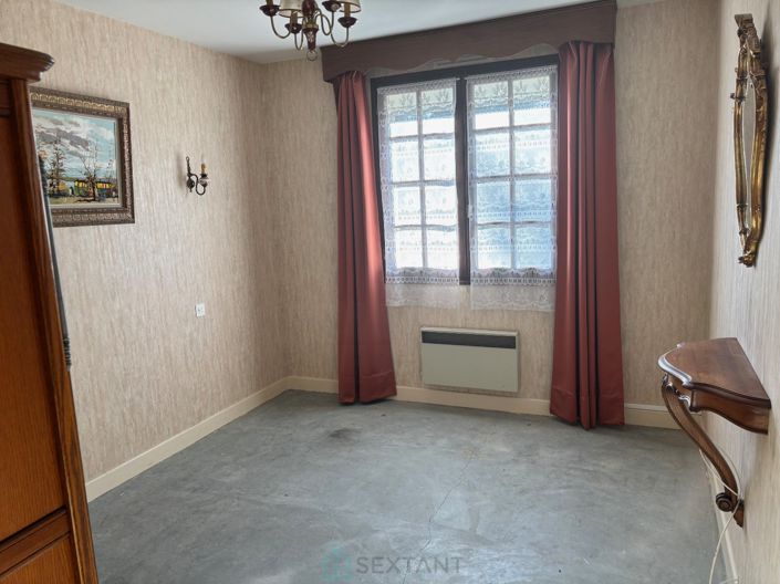 Image No.6-4 Bed Property for sale