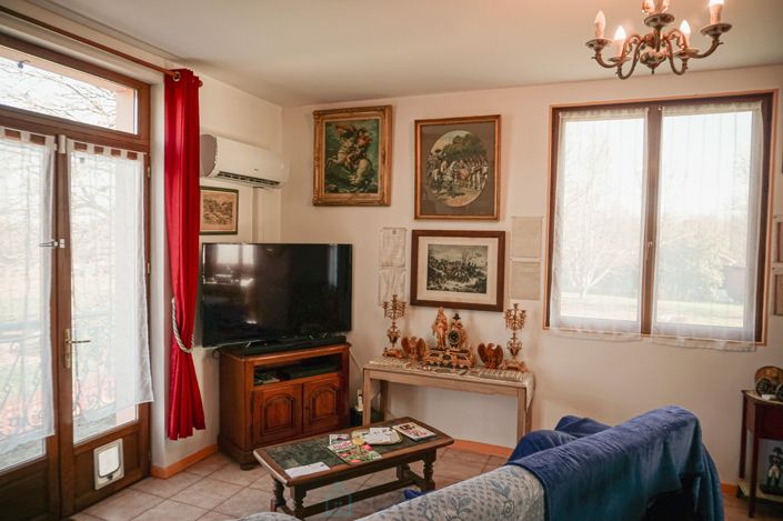 Image No.7-3 Bed Property for sale