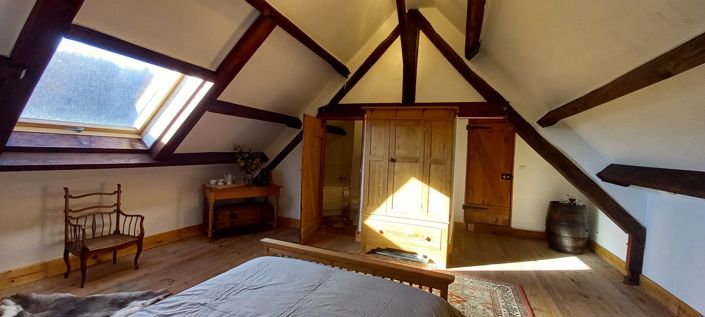 Image No.7-3 Bed Property for sale