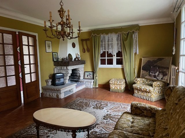 Image No.4-Maison de 4 chambres à vendre à Saint-Hernin