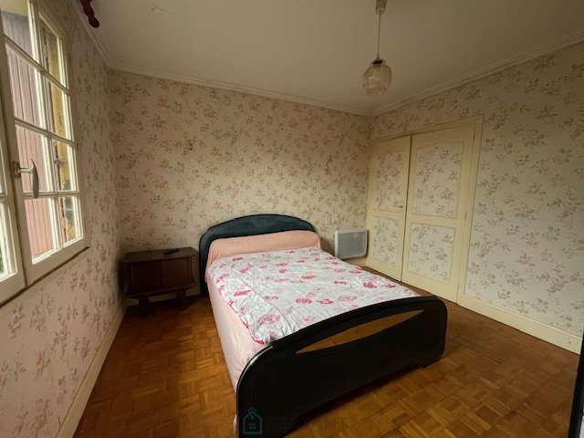 Image No.6-Maison de 4 chambres à vendre à Saint-Hernin