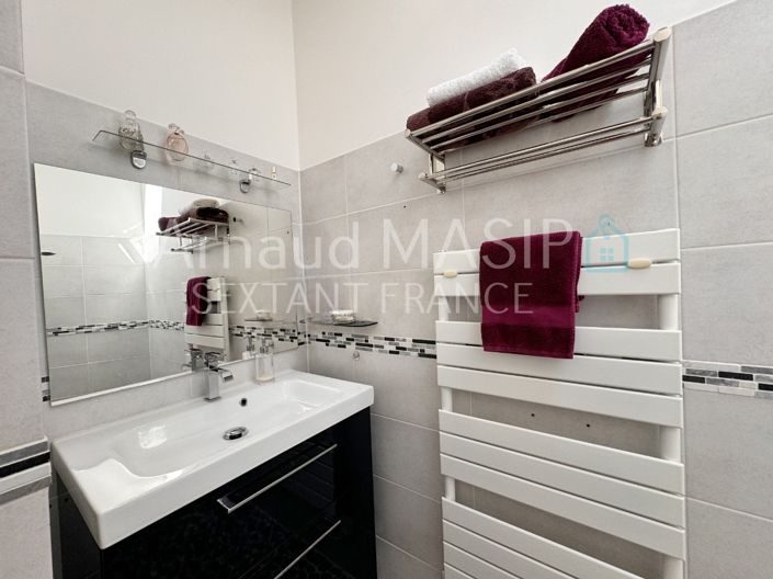 Image No.7-1 Bed Property for sale