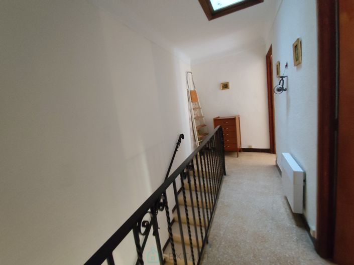 Image No.9-2 Bed Property for sale