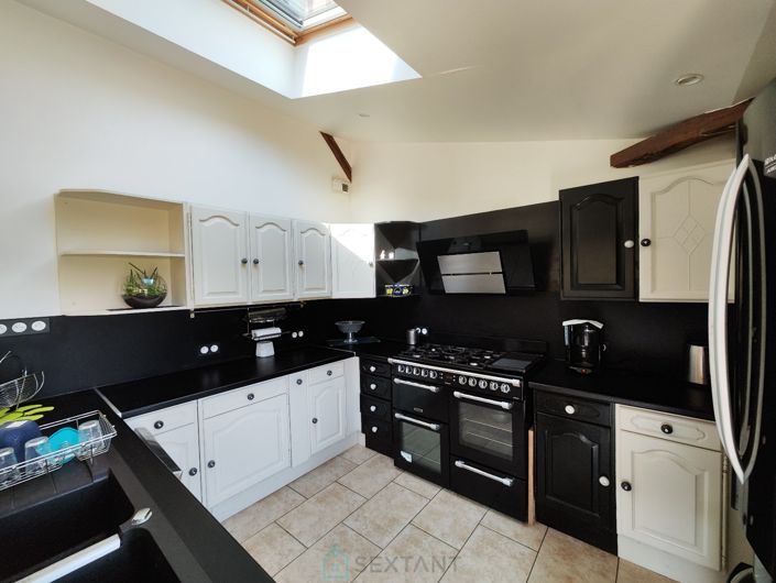 Image No.4-Propriété de 6 chambres à vendre à Orbec