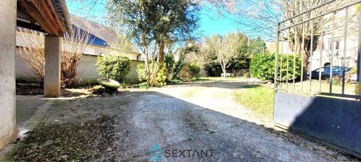 Image No.14-7 Bed Property for sale