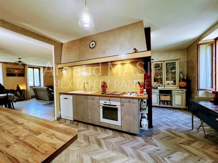 Image No.4-3 Bed House for sale