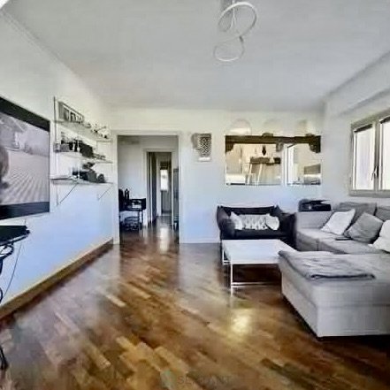 Image No.5-1 Bed Property for sale