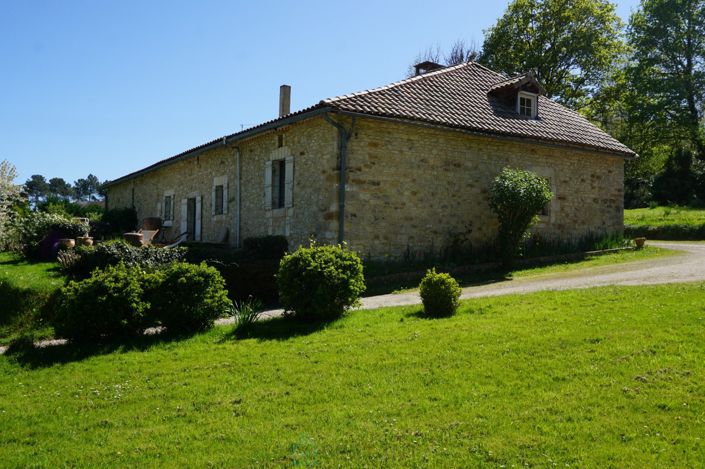 Image No.1-Propriété de 3 chambres à vendre à Saint-Romain-et-Saint-Clément