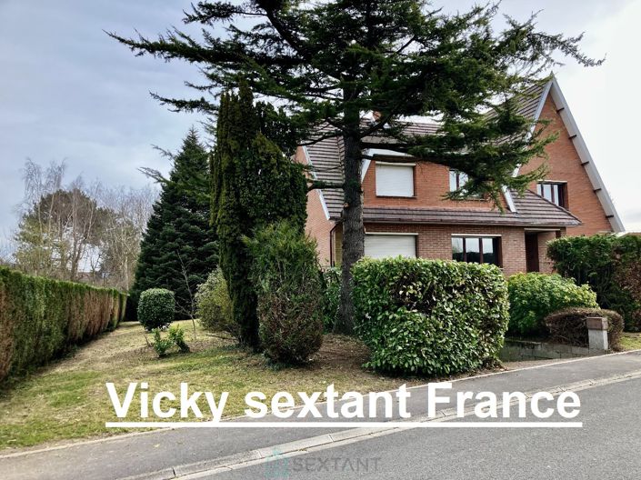 Image No.1-5 Bed House for sale