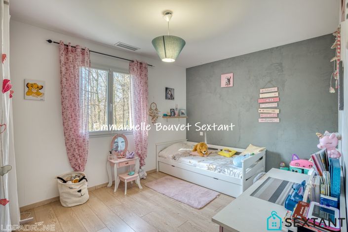 Image No.14-4 Bed Property for sale