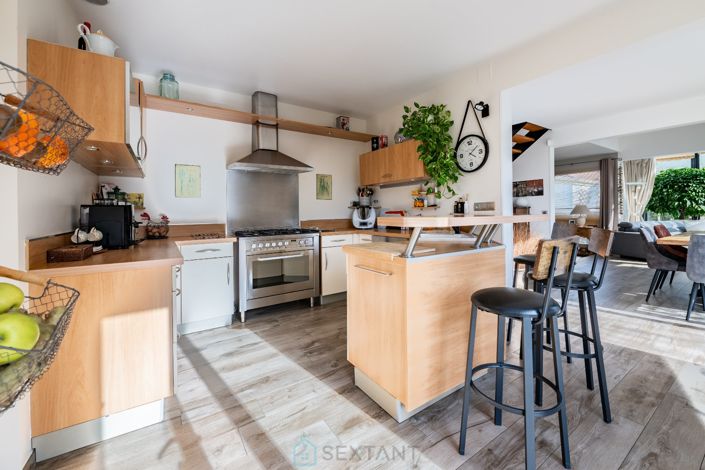 Image No.7-Propriété de 5 chambres à vendre à Fontainebleau