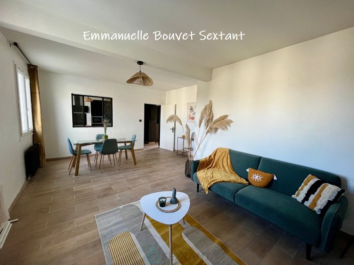 Image No.1-3 Bed Property for sale