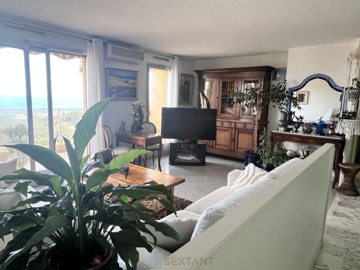 Image No.4-3 Bed Property for sale