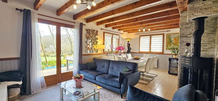 Image No.9-4 Bed Chalet for sale