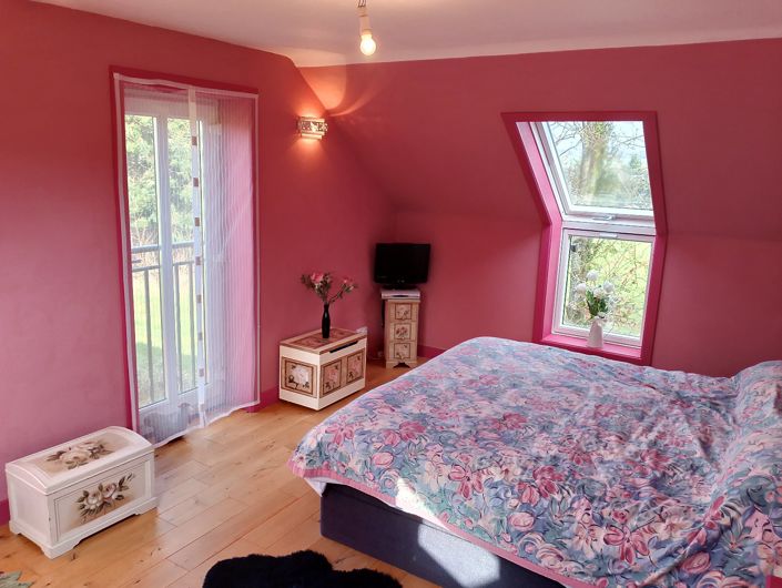 Image No.10-2 Bed House for sale