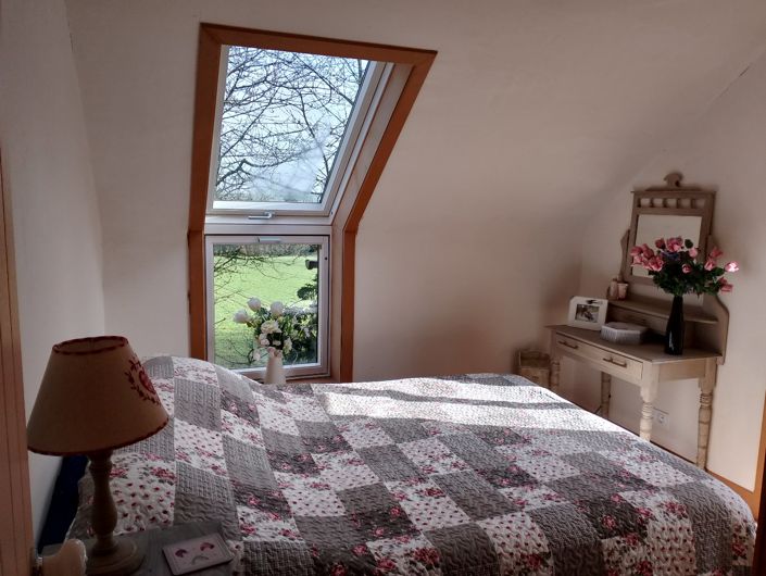 Image No.9-2 Bed House for sale