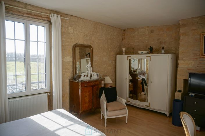 Image No.22-Propriété de 7 chambres à vendre à Excideuil