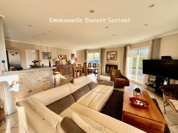 Image No.2-3 Bed Property for sale