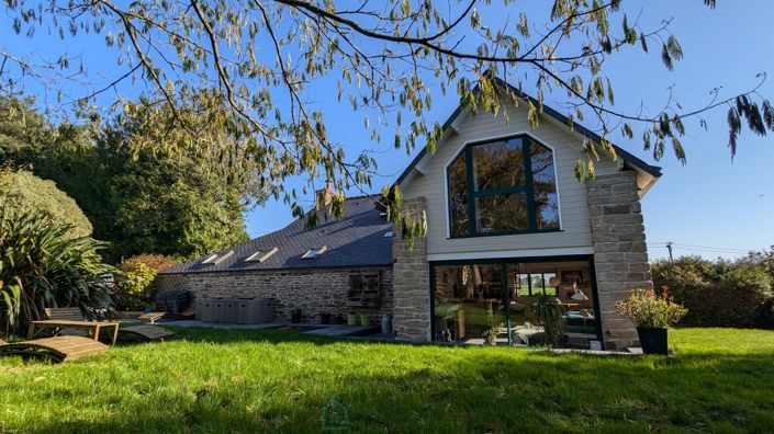 Image No.32-3 Bed Property for sale