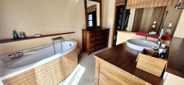 Image No.7-Propriété de 3 chambres à vendre à Veyre-Monton