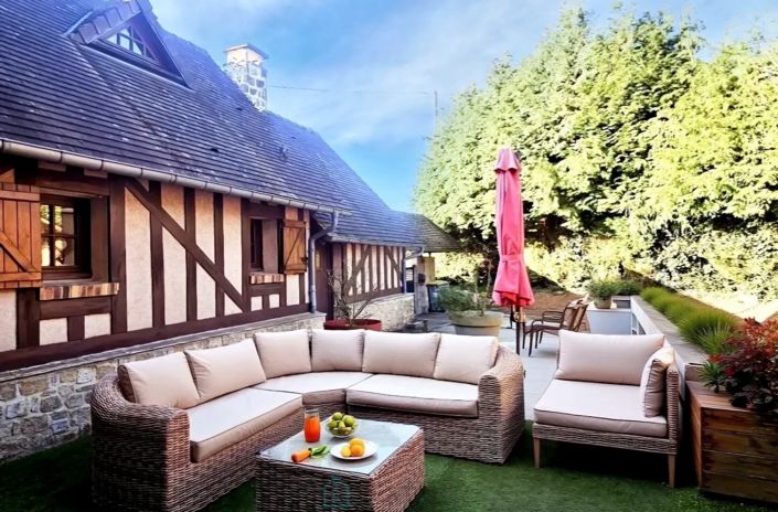 Image No.1-4 Bed House for sale