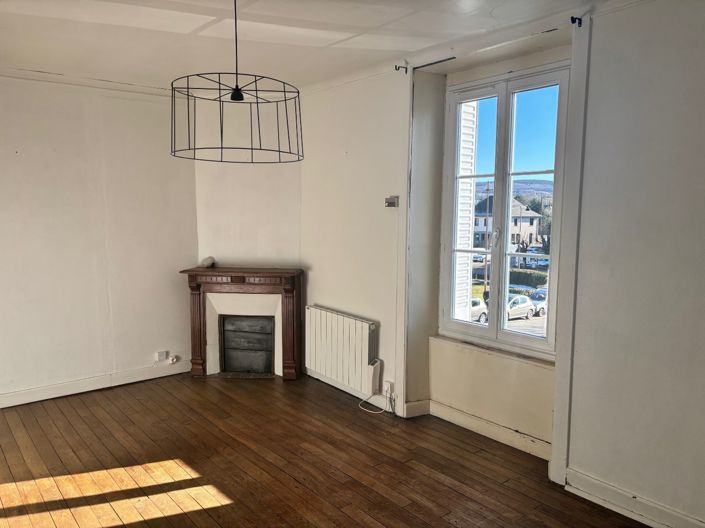 Image No.9-2 Bed Property for sale