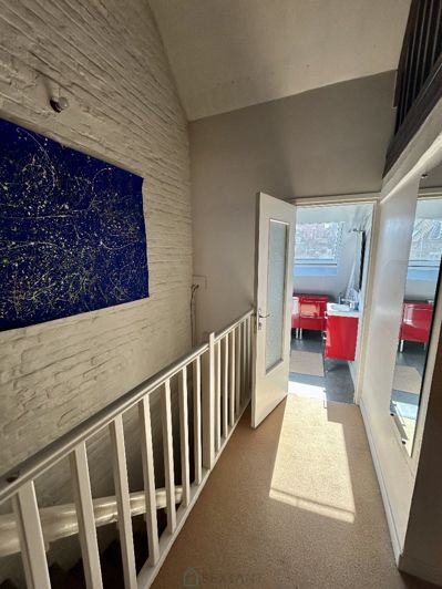 Image No.10-6 Bed Property for sale