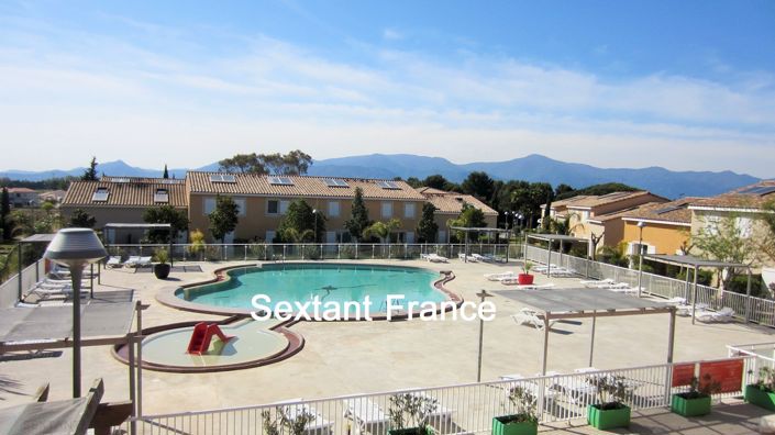 Image No.6-Propriété de 1 chambre à vendre à France