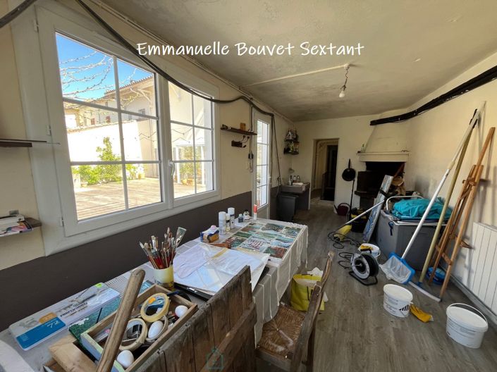 Image No.24-3 Bed Property for sale