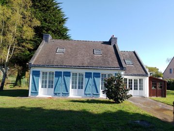 1 - Sainte-Hélène, House